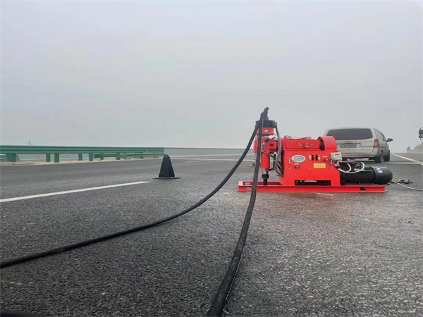 淄川马路路基路面开裂下沉注浆加固灌浆